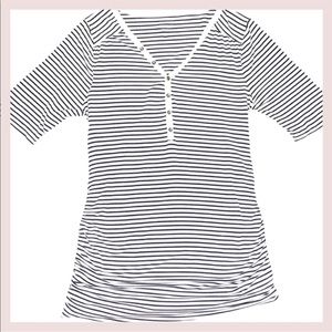 MOTHERHOOD MATERNITY BLACK AND WHITE STRIPED TEE